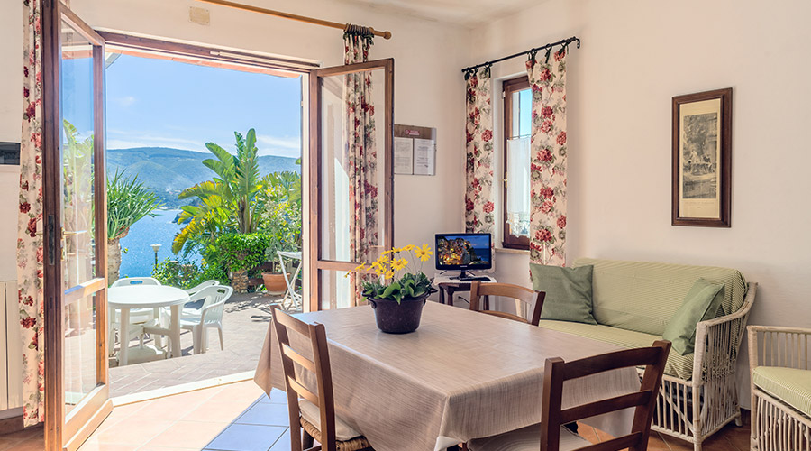 Apartments Carmignani Elba Island: three room apartments